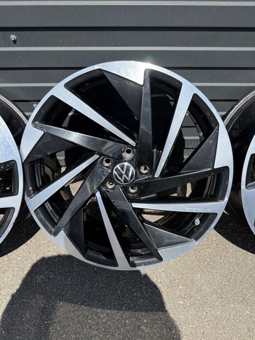 Диск легкосплавный volkswagen оригинал arteon r-line 8. 0" x 20" 5x112 et 40 оригинал