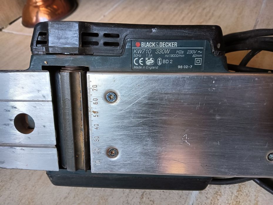 Plaina eletrica  Black & Decker