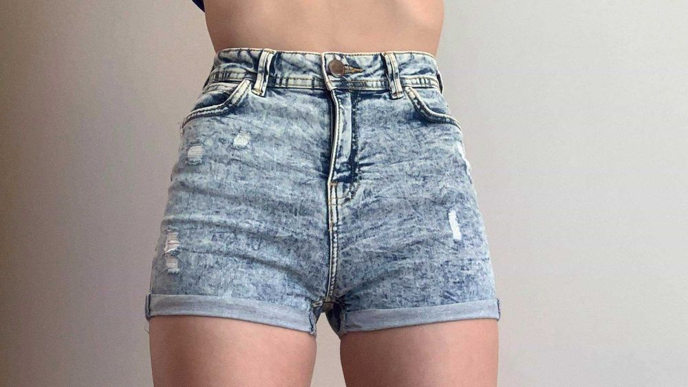 Calções marca Bershka