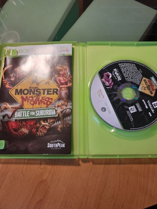 Monster Battle For Suburbia.Stan idealny.X box 360