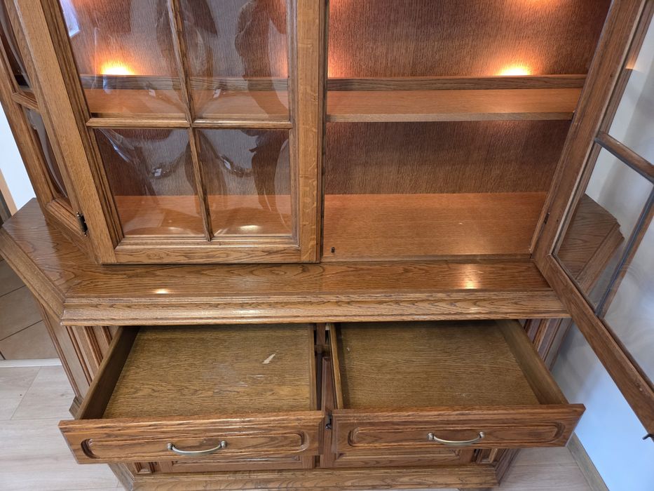 Kredens witryna stylowa