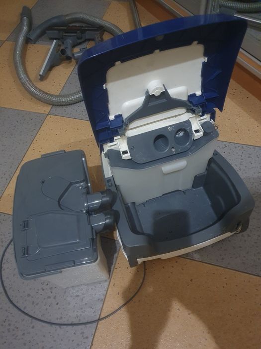Продам миючий пилосос Zelmer aquawelt 1600w