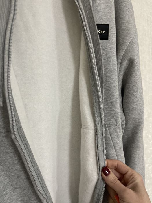 Толстовка  тепла кофта нова Calvin Klein 56-58