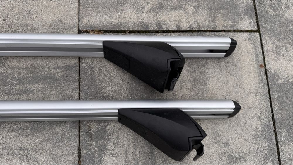 Zapas - komplet ze śrubami i podnośnikiem Corolla 5 x 114,3