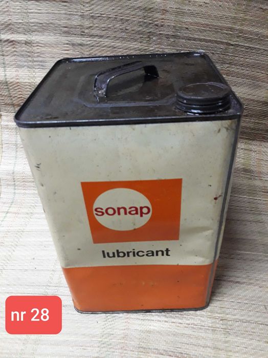Latas óleo antigas