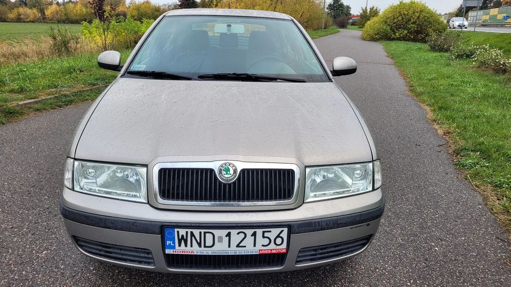 Skoda Octavia Salonowy z LPG