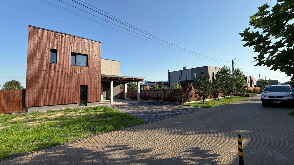Продаж будинку в Крушинке КМ На Счастливій 165м2 8 соток бізнес БЕЗ %