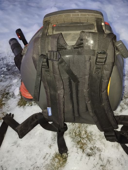 2 dmuchawy plecakowe spalinowe Stihl BR 400 i Husqvarna 356 BT