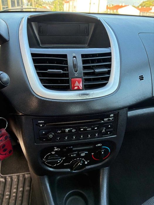 Peugeot 206+ — fotografia 8
