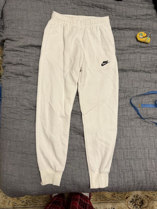 Жіночі спортивні штани xs s nike