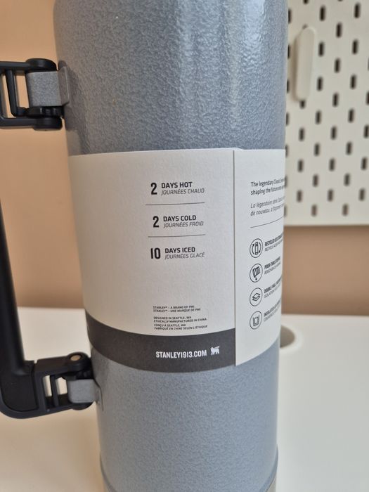 Найбільший термос Stanley Classic bottle 2.3л