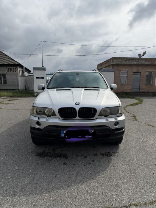 Авто БМВ Х5 3,0Дизель