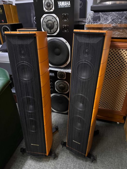 Продам акустичну систему Sonus Faber Cremona M