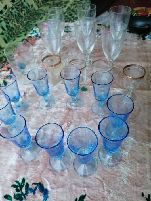 Продам рюмочки из стекла.