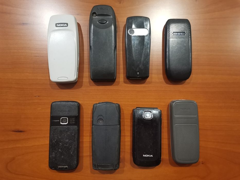 Conjunto de 8 Telemóveis Nokia (Vintage)