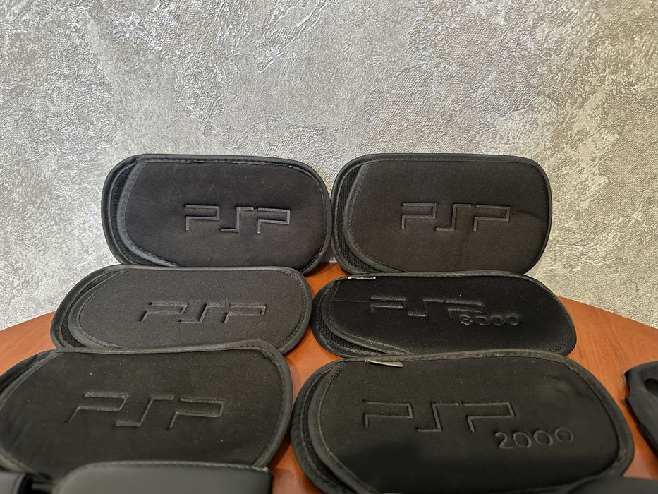 Продам Чохли для PSP в Ідеальному стані