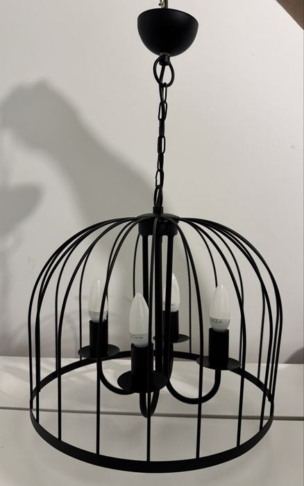 Lampa wisząca na czter żarówki