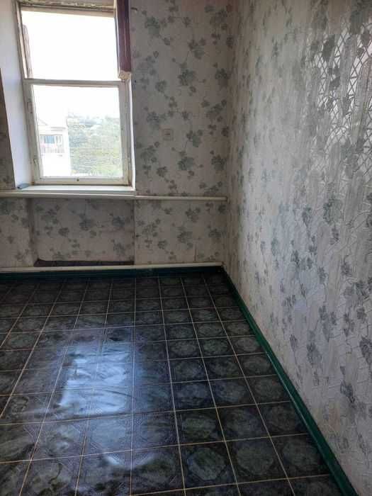 Трьохкімнатна квартира в центрі Градизька