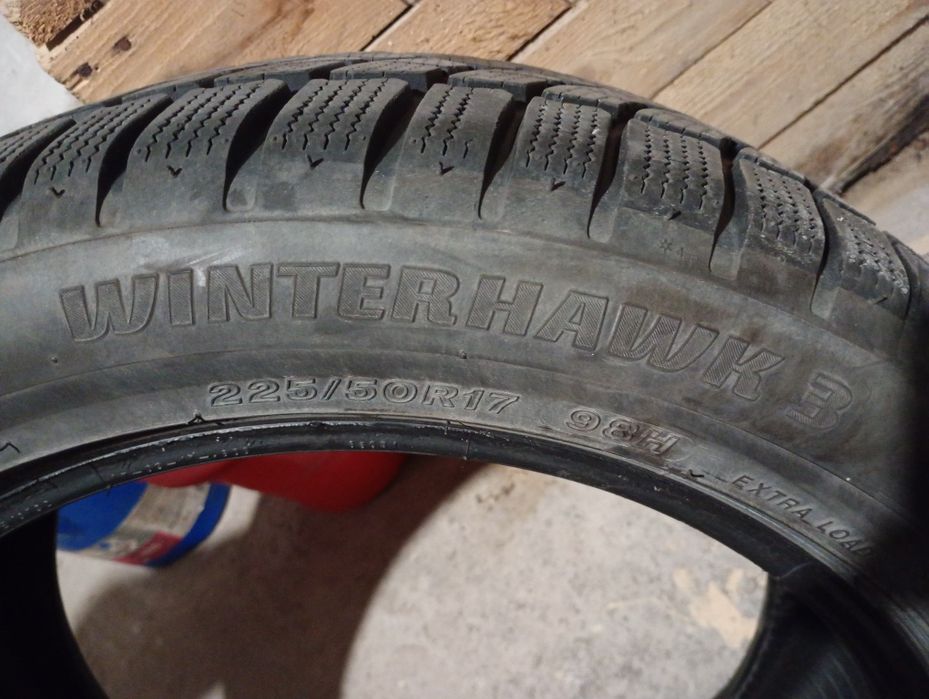 Komplet opon zimowych Firestone Winterhawk 3 225/50 R 17
