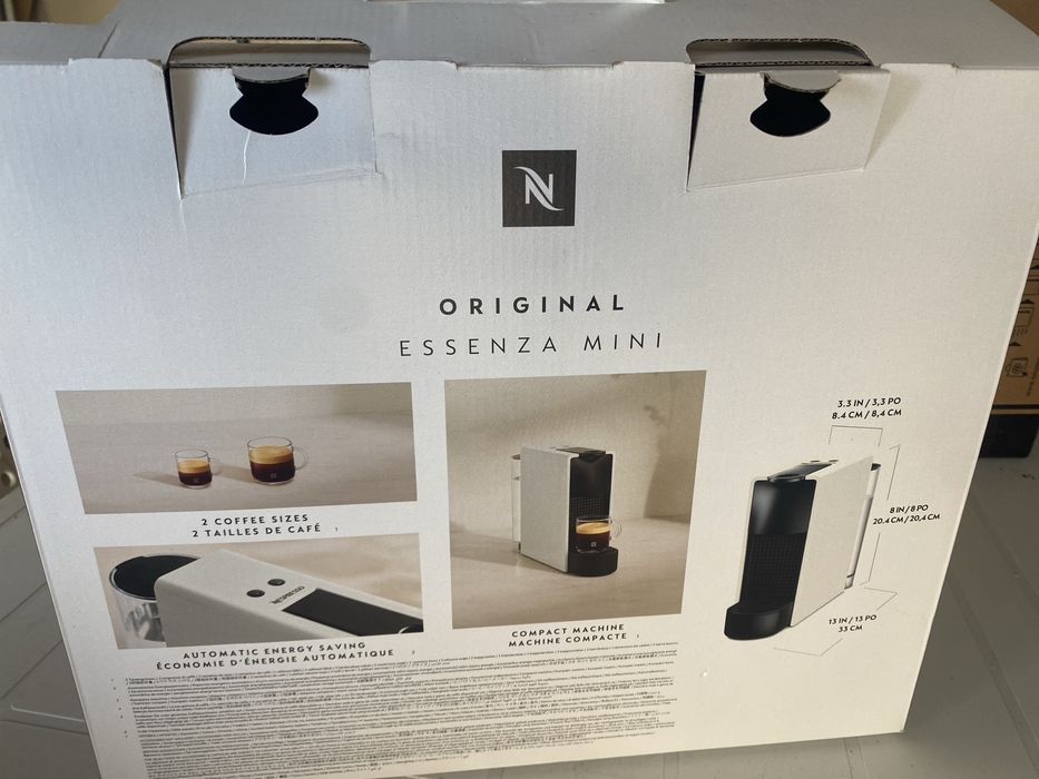 Máquina café Nespresso Nova
