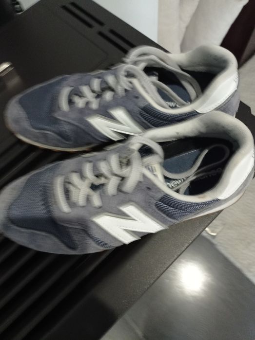 Vendo sapatilhas New Balance originais .