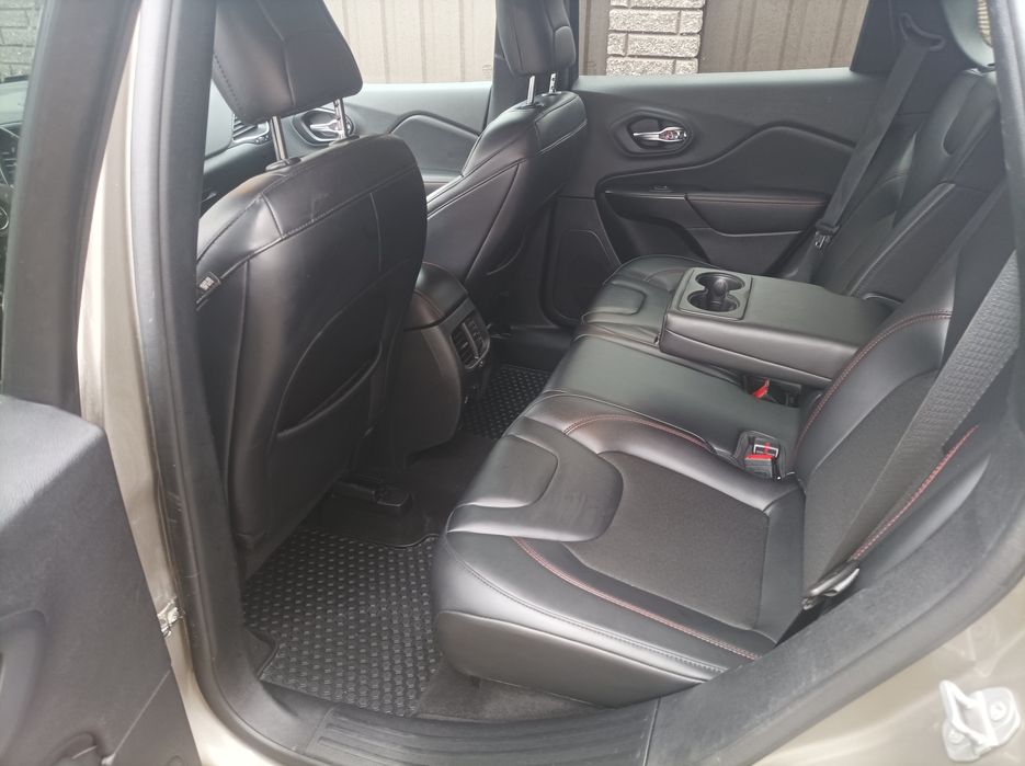 Jeep Cherokee Trailhawk 2020