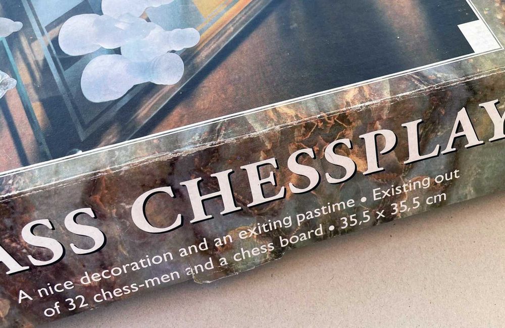 JOGO XADREZ EM VIDRO (NOVO)  35,5cm x 35,5cm