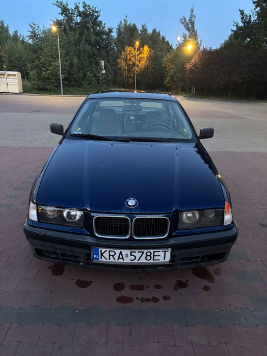 Sprzedam Bmw e36 318i