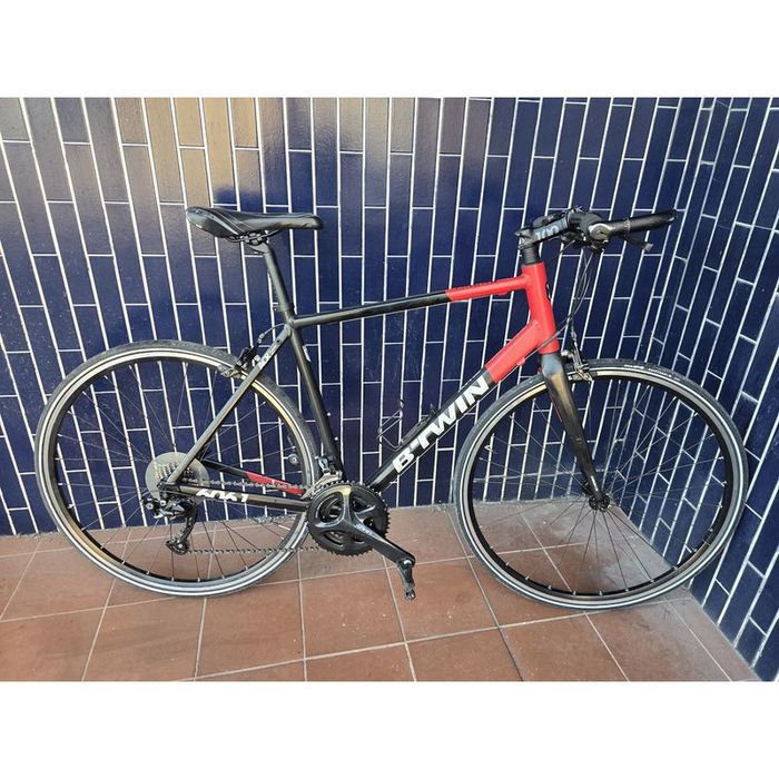 Bicicleta de estrada L guiador recto