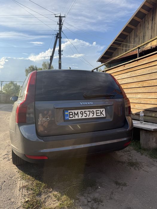Продам авто VOLVO V50 2008