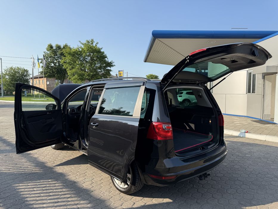 Seat Alhambra 2011 • 2.0 TDI • 7 місць