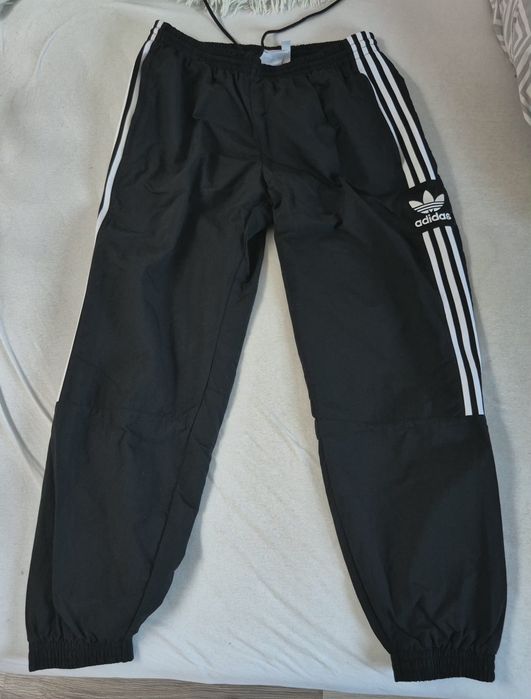 Spodnie joggery męskie adidas