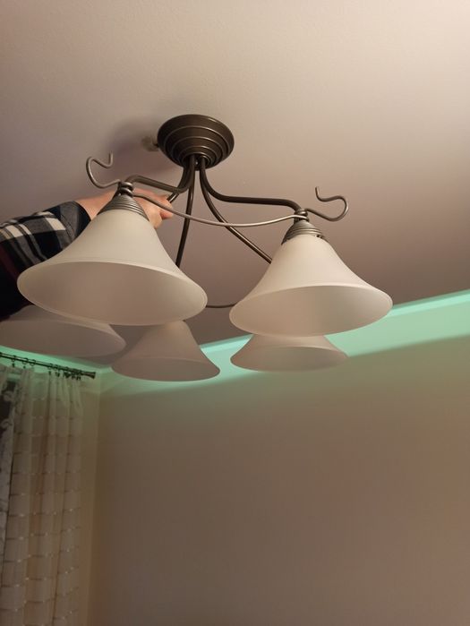 Żyrandol metalowy 5ramienny