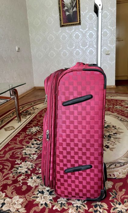Продам чемодан. Виробник Турция