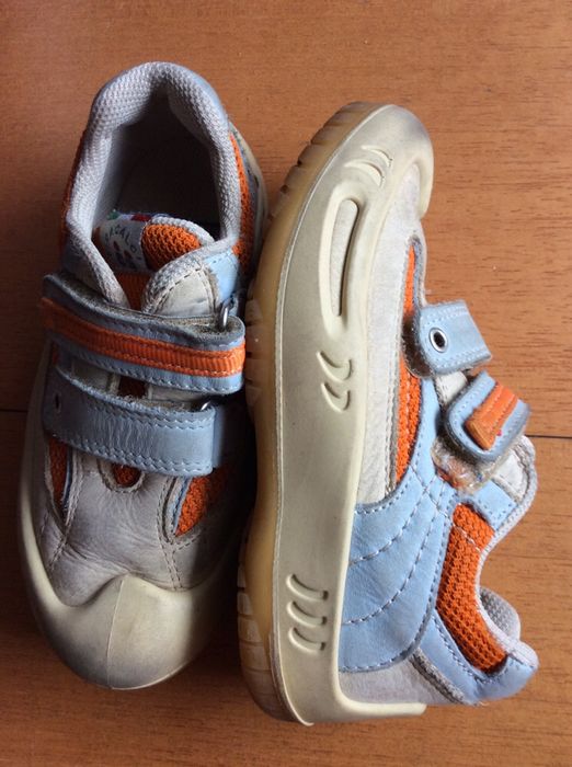 Sapatilhas novas Nike Air Max tw nn gs t36,5 e Chicco t26