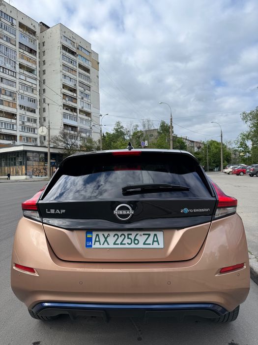 Nissan Leaf 2021 62 KW SV