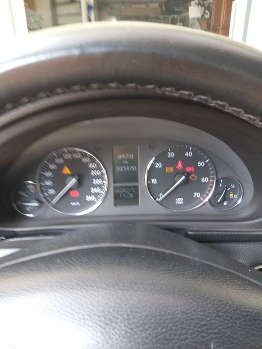 Mercedes C180 (gasolina e GPL) — photo 5