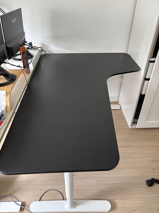 Secretaria Escritório preta IKEA