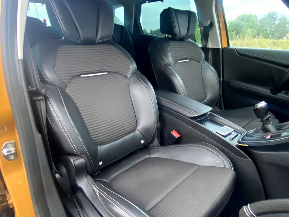 Sprzedam samochód Renault Scenic 1.2 130 KM
