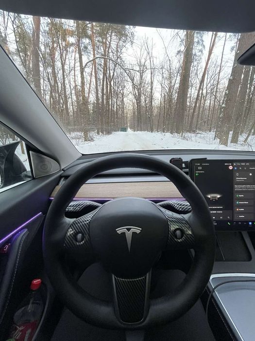 Tesla Y/3 - накладки на руль , карбон під лаком
