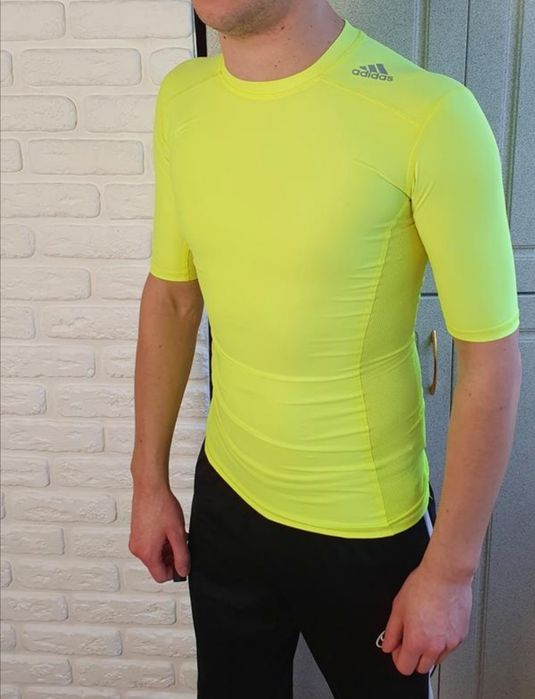 Компрессионная, термо футболка ADIDAS TECHFIT