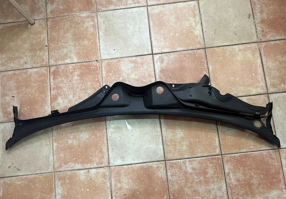 Revestimento inferior para brisas Mercedes CLS W219