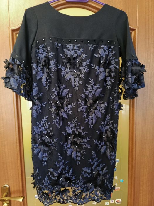 Продам нарядну сукню