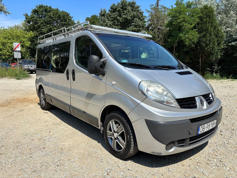 Renault Trafic Renault Trafic 2 2.0 dci 114km 9 osób-Kamper - po remoncie