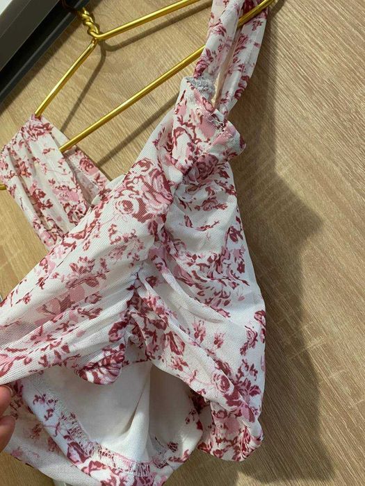 Квітковий топ Shein