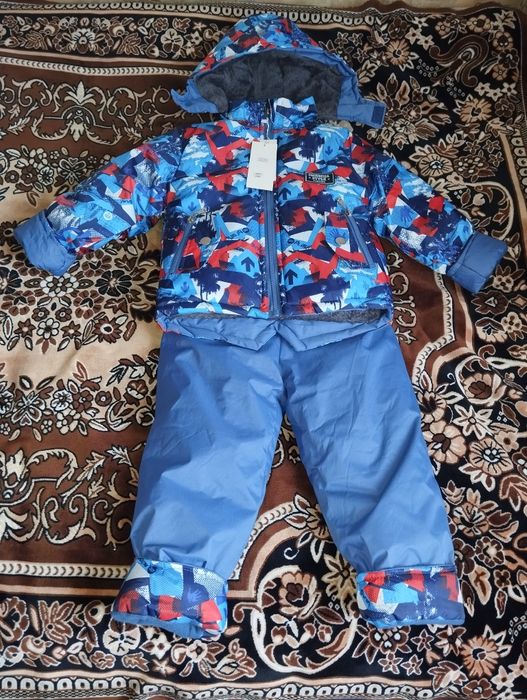 Продам зимний костюм
