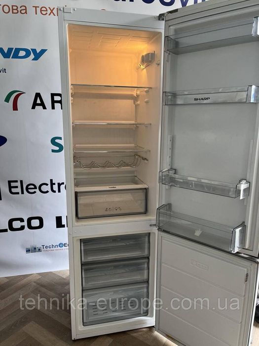 Продам холодильник під ремонт