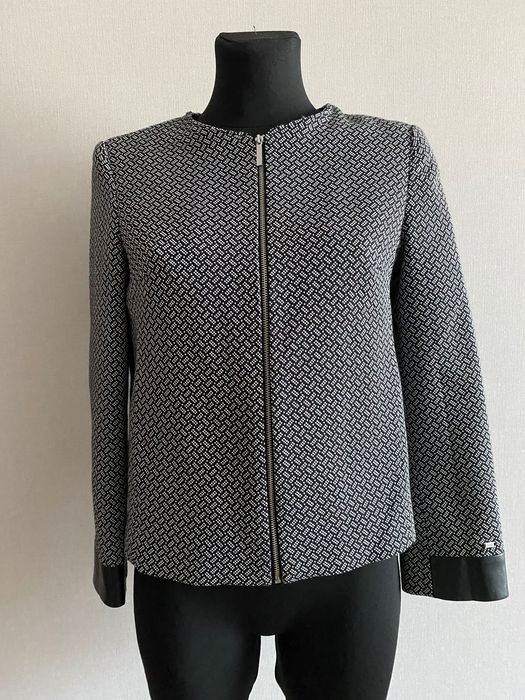 Жакет на блискавці