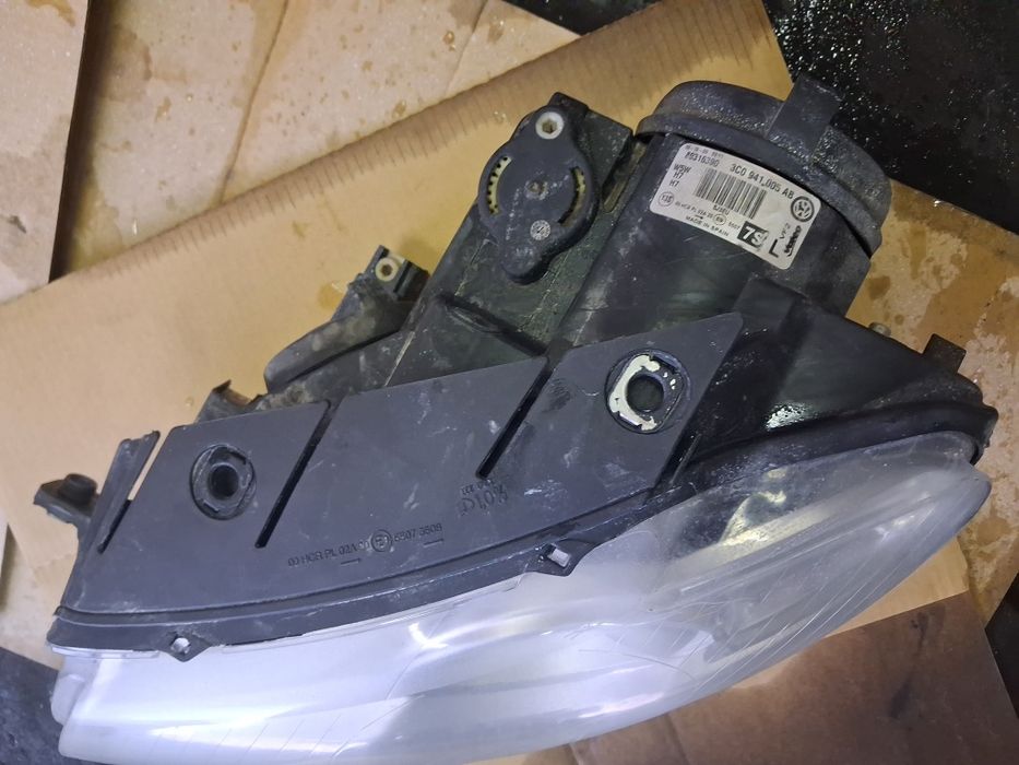 Lampy przednie do pasata b6 2009