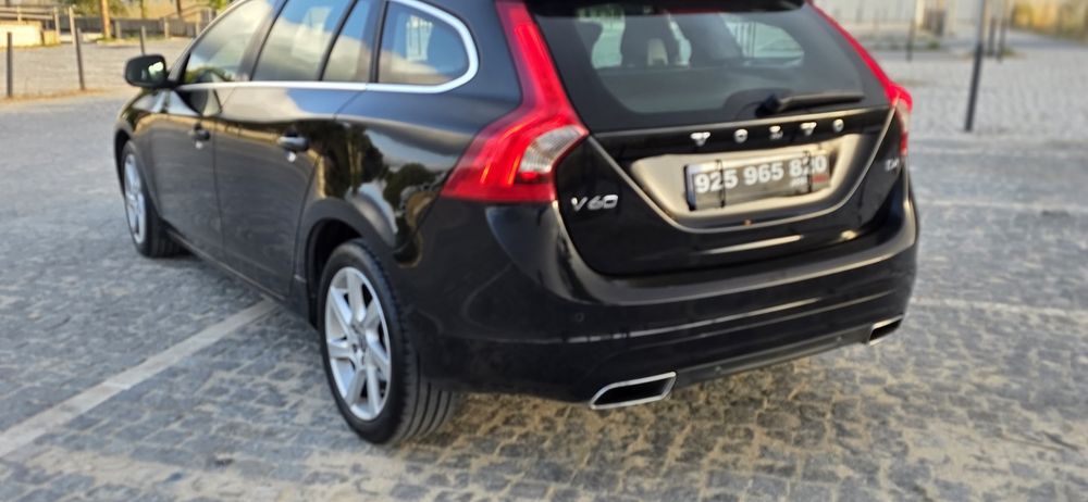 Volvo v60 2.0D 180cv D4 nacional 2014 impecável